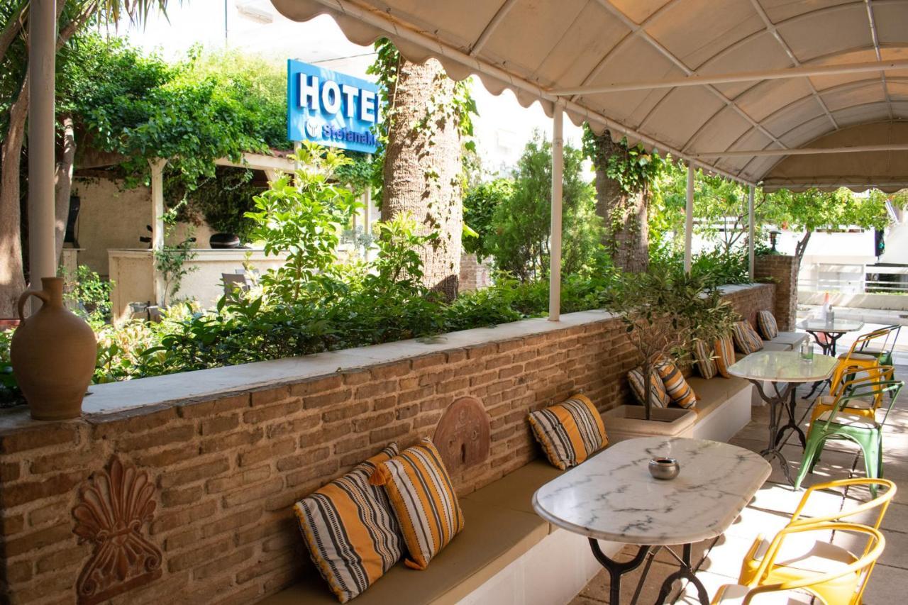 Stefanakis Hotel & Apartments Varkiza Exterior photo